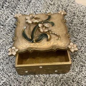 Iris Trinket Box